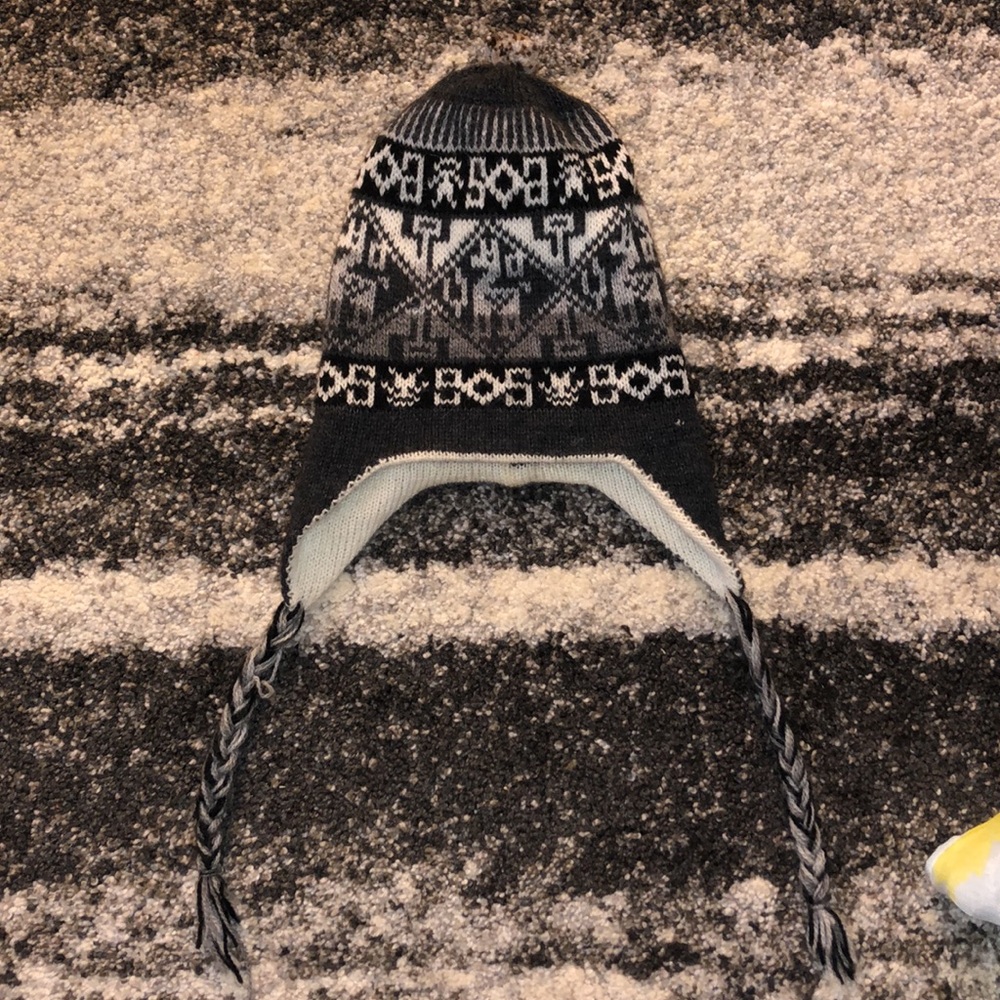 Reversible Peruvian chullo/ hat - Picture 2 of 4